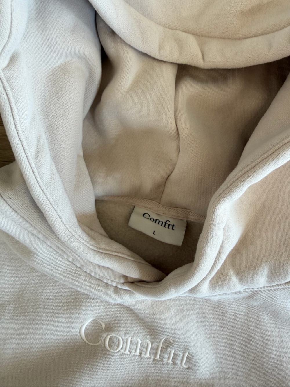 Comfort Women's Beige Sweatpants and Sweatshirt Set - Picture 2 of 4